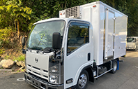 日産 ｱﾄﾗｽﾄﾗｯｸ 2t冷凍車10尺三菱-30℃ ｻｲﾄﾞﾄﾞｱ 荷箱日本ﾌﾙﾊｰﾌ 床ｷｰｽﾄﾝ 90度ｽﾄｯﾊﾟｰ ﾊﾞｯｸｶﾒﾗ BKG-ALR85AN